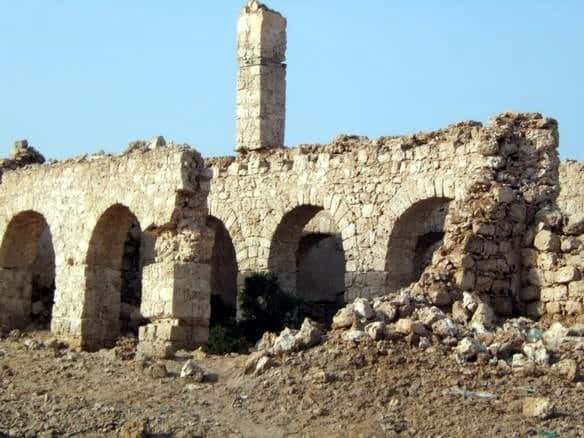 C:\Users\Esy\Desktop\Somalia\Ruins-of-the-Adal-Sultanate-in-modern-Zeila.jpeg