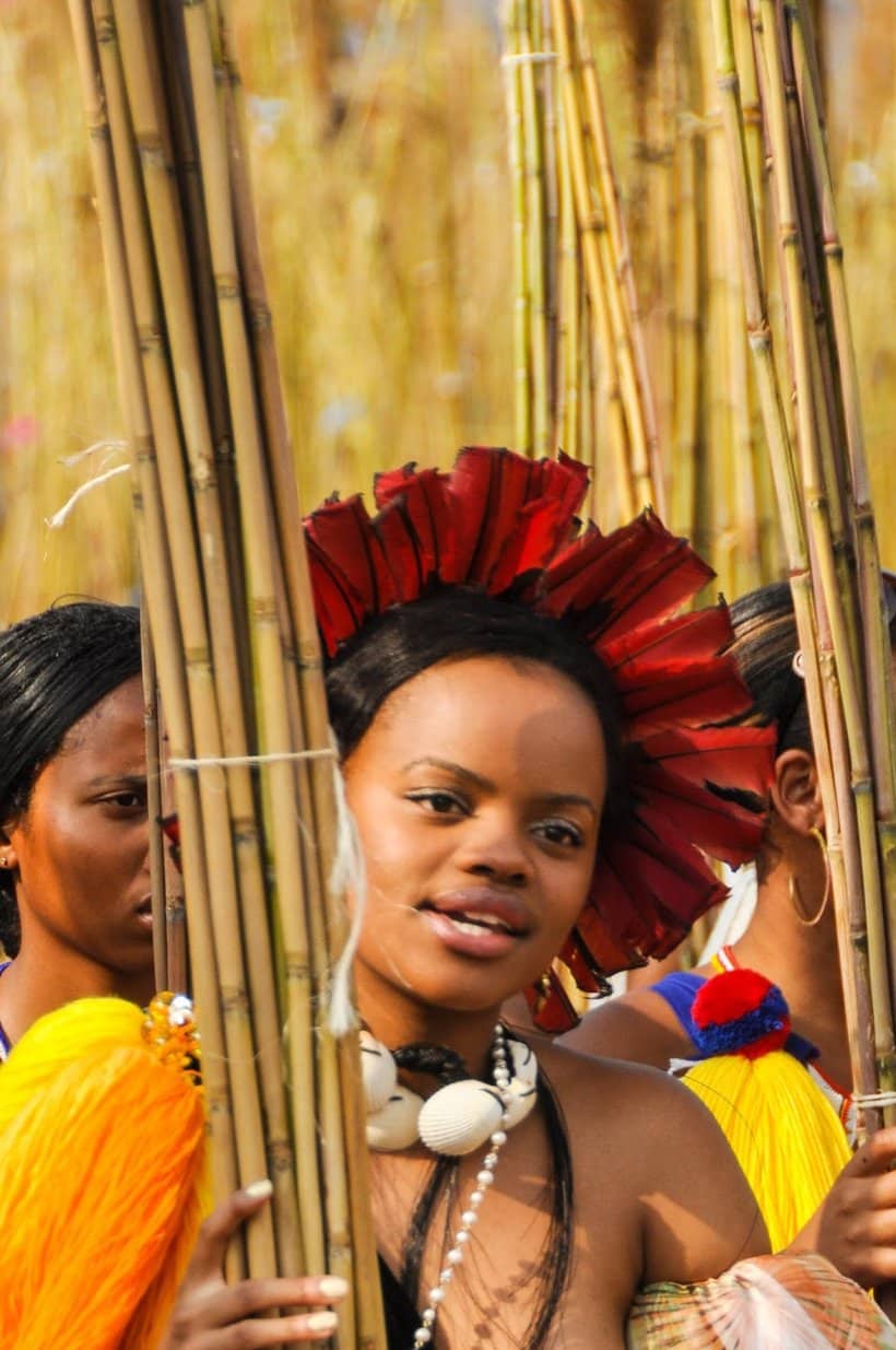 C:\Users\Esy\Desktop\Swazi\festivals-swz-reed-dance-38-sta.jpg