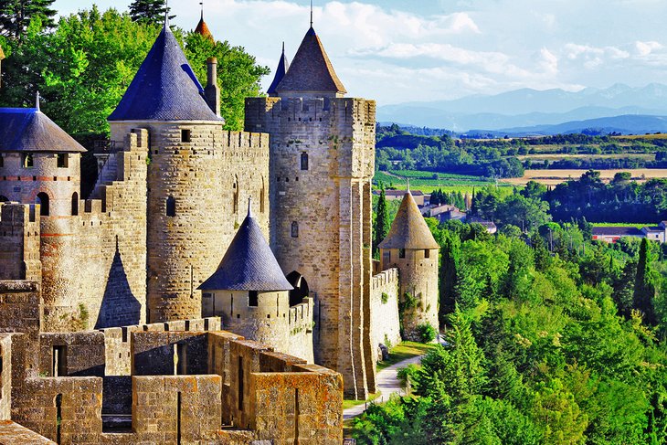 C:\Users\Esy\Desktop\France\france-top-attractions-carcassonne.jpg